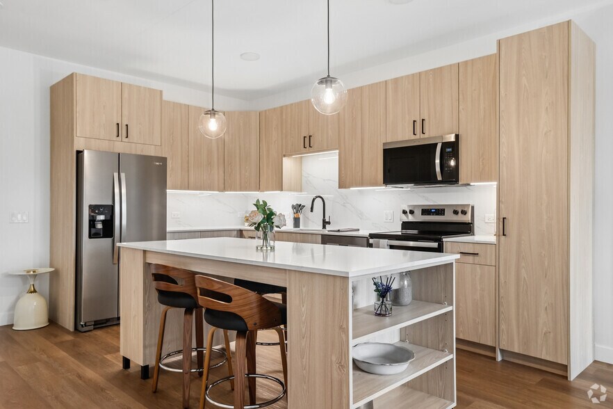 Iris 2BR, 2BA - 1240SF Kitchen - Yorktown Reserve