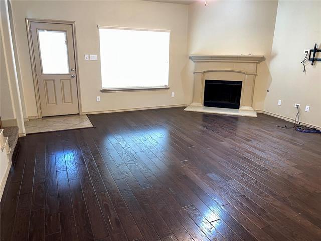 Building Photo - 8 Mapleridge Dr