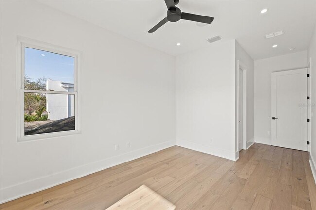 Building Photo - 531 Danube Ave