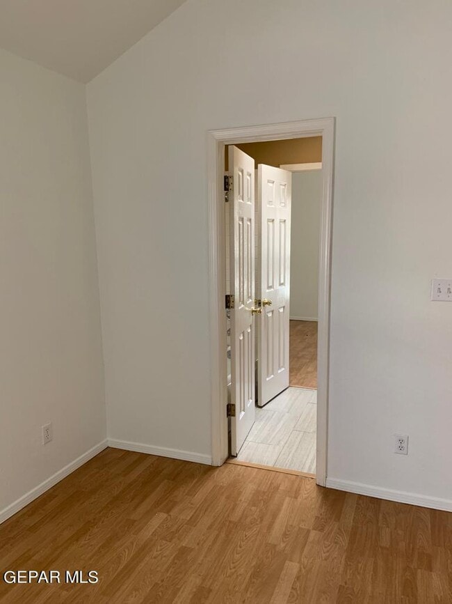 Building Photo - 904 La Gotera Pl