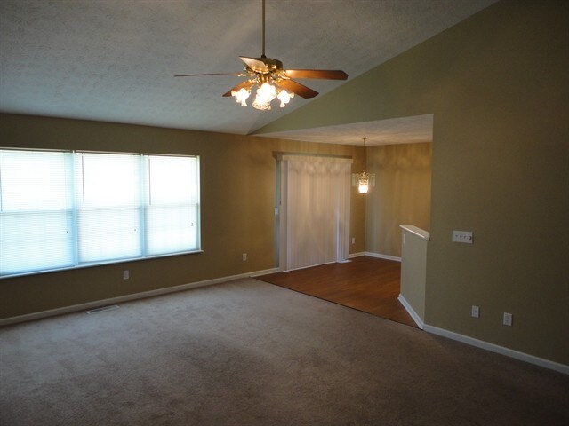 Building Photo - 2282 Villagewood Ct