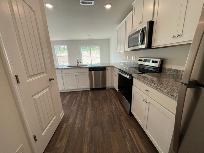 Building Photo - Beautiful new construction home with 3 Bed...