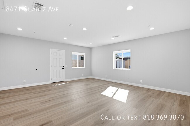 Building Photo - 8471 Quartz Ave