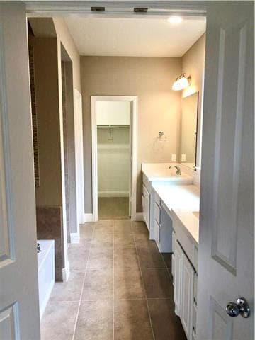 Building Photo - 713 Field Crossing