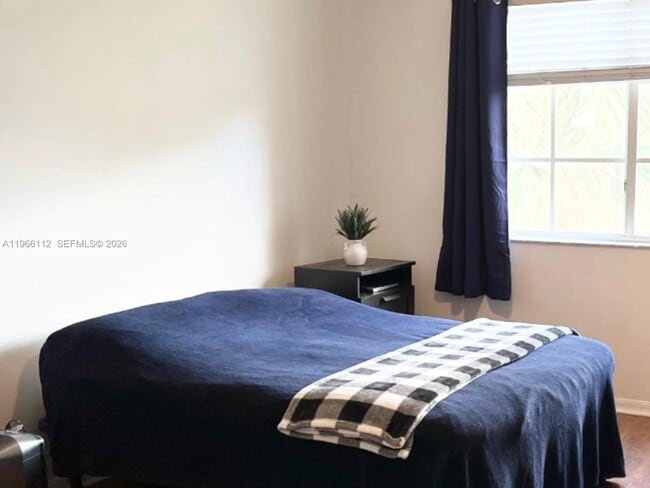 Building Photo - 2360 E Preserve Way