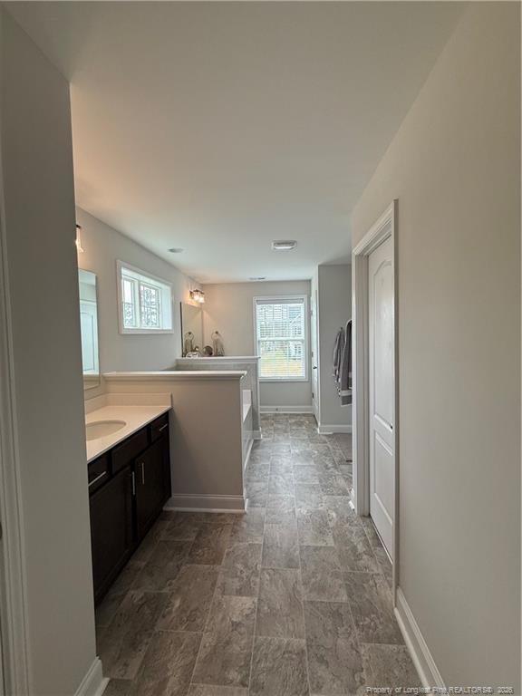 Building Photo - 195 Kensington Dr