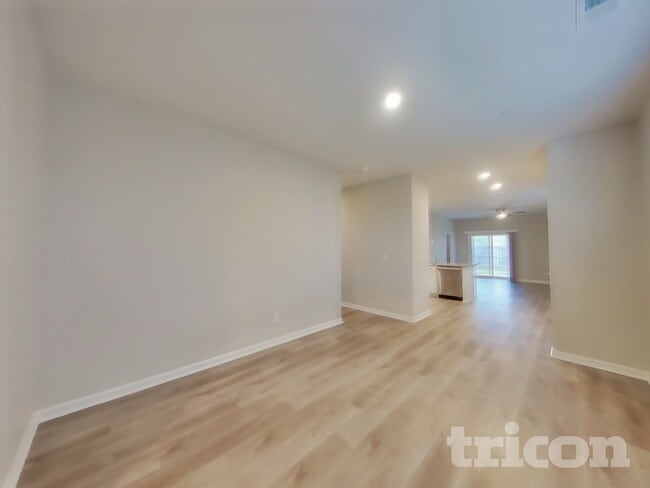 Building Photo - 9150 War Eagles Way