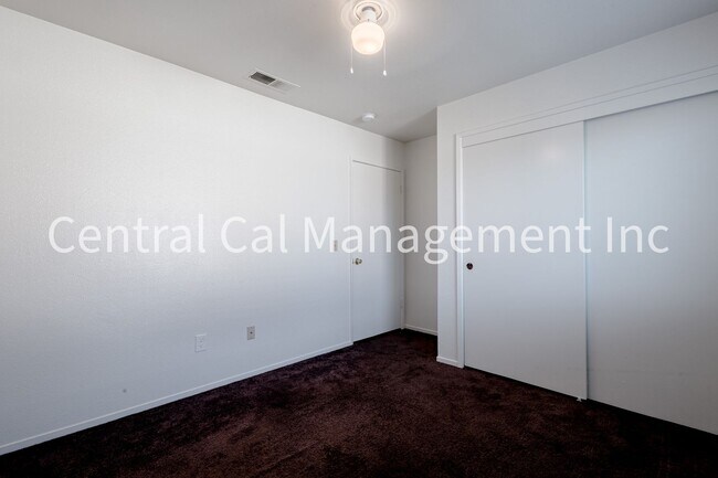 Building Photo - 8404 Laborough Dr