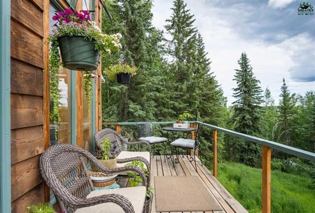 Building Photo - Charming 1-Bedroom Home on the Outskirts o...