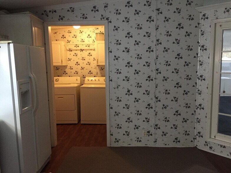 Building Photo - 7610 Plumwood Dr