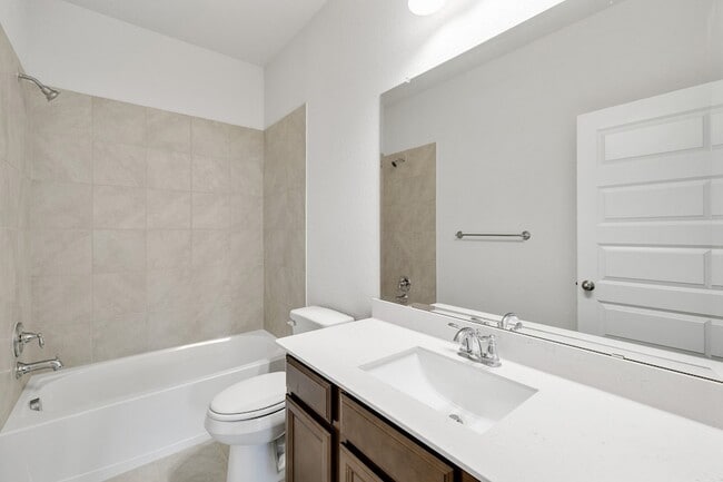 Building Photo - 310 Greystone Ct