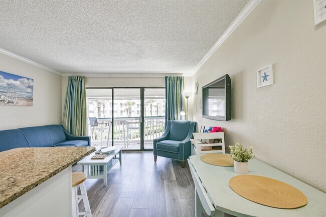 Building Photo - 6102 Seawall Blvd