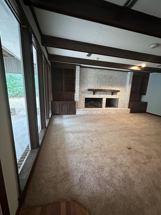 Building Photo - Pinehurst Subdivision!!!