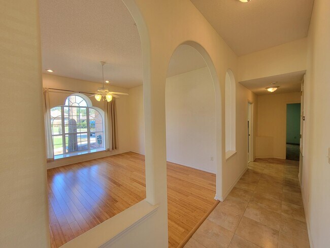Building Photo - 2730 Creeks Edge Ln