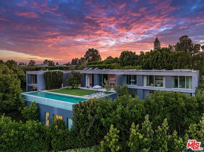 Primary Photo - 670 Perugia Way