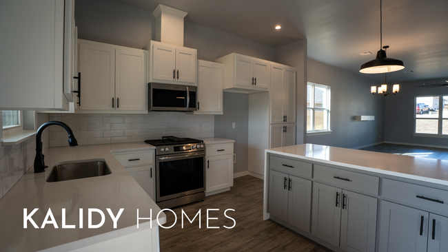 Building Photo - 308 W 3rd St