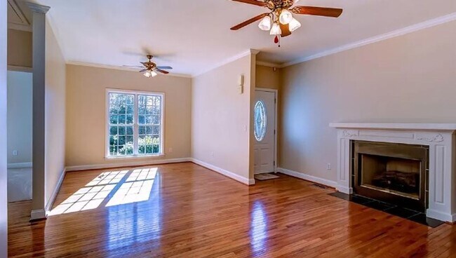 Building Photo - Serene Home-2 bed/2bath near I85 & Hwy 290