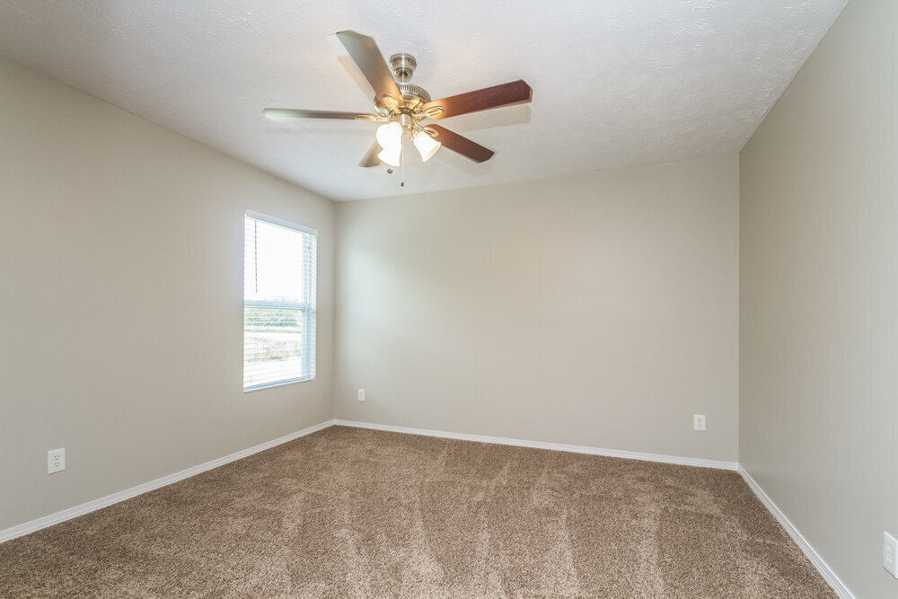 Building Photo - 5153 Sunsail Dr