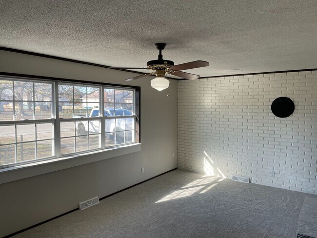 Building Photo - Rogersville Living at a great price .-COMING SOON