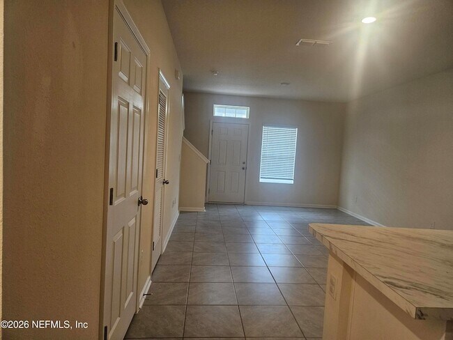 Building Photo - 86640 Shortline Cir