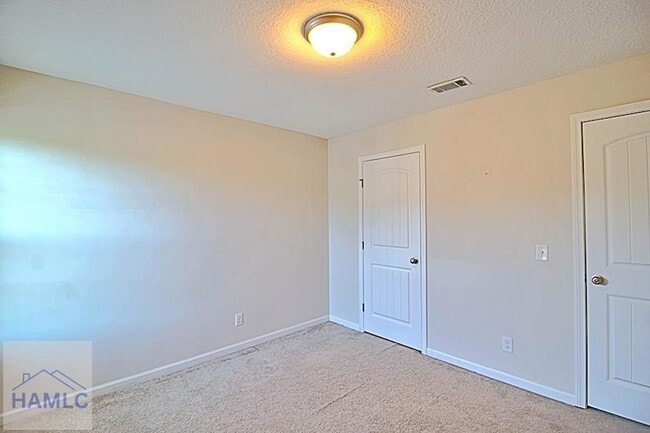 Building Photo - 1301 Windrow Dr