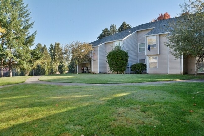 Building Photo - 1285 NW 183rd Ave