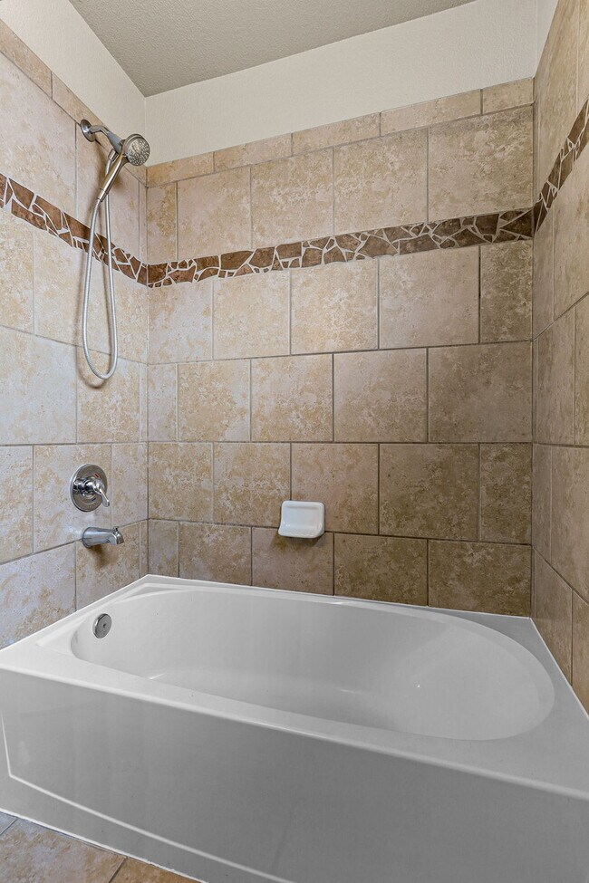 Building Photo - "Charming 3-Bed, 2-Bath Oasis on Dust Storm Lane – Spacious 1,596 Sq Ft Home in El Paso!"