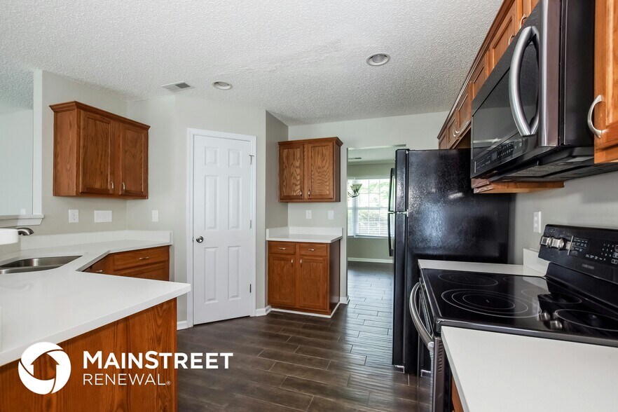 Building Photo - 4418 Golden View Dr