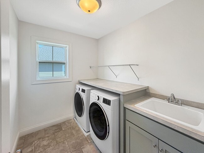 Building Photo - 4301 Picket Wy