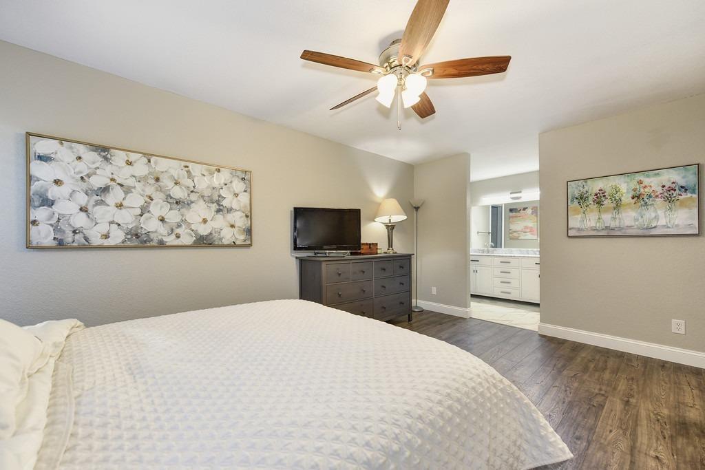 Building Photo - 8313 Crossoak Way