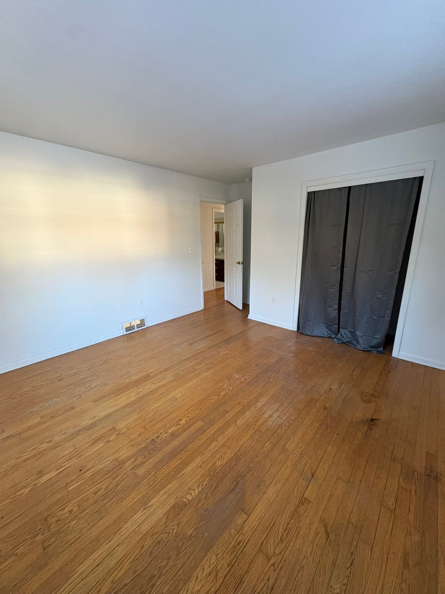 Bedroom 2 - 628 Sunny Ln