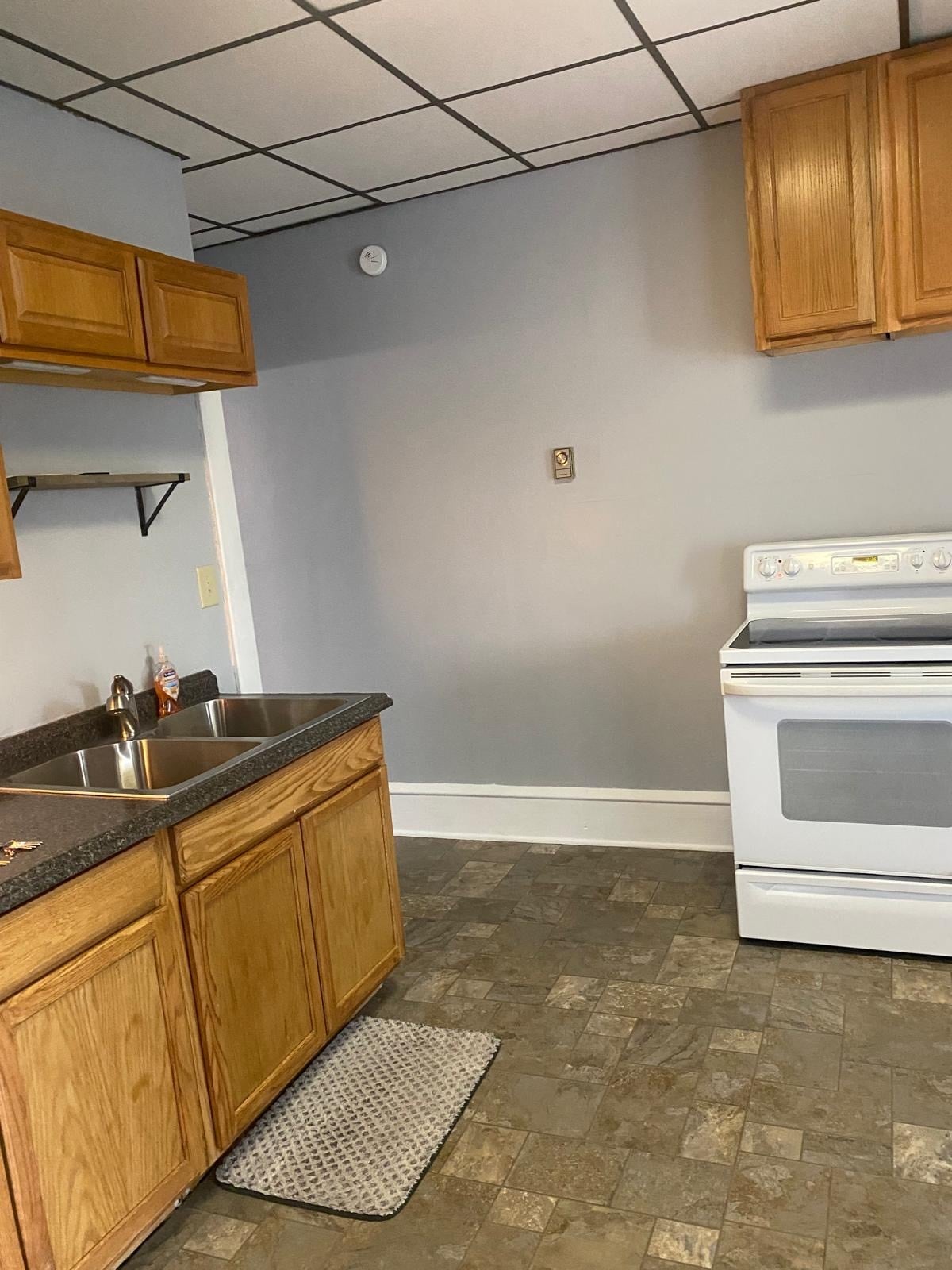 Building Photo - 104 S 4th St