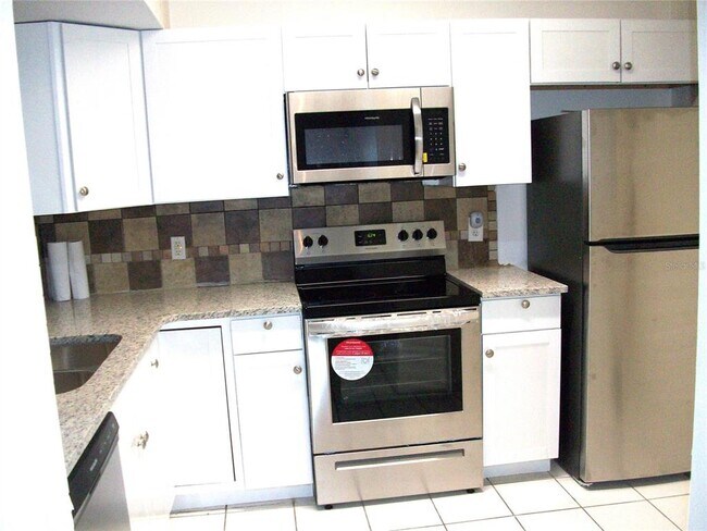 Building Photo - 495 Las Cortes Ln