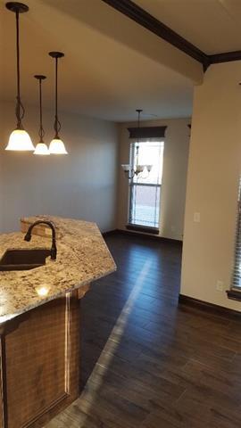 Building Photo - 13070 NE Clearwater Cir