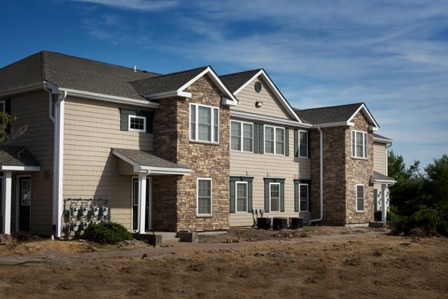 Building Photo - 1008 Vista View Dr