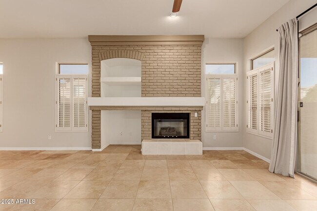 Building Photo - 29635 N 48th St