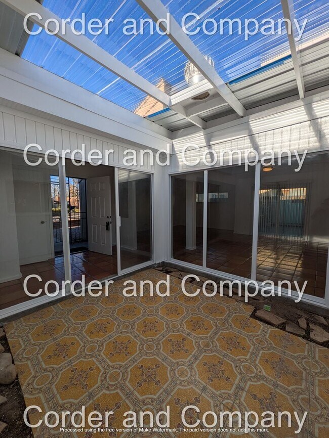 Building Photo - Spacious and naturally lit 4 Bathroom, 2 Bathroom, 2 Car Garage Home at 1,933 Sq Ft.