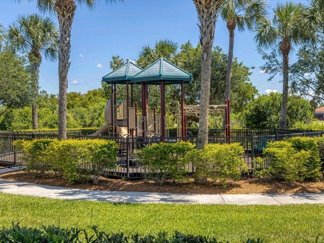 Building Photo - 10042 Crooked Crk Dr