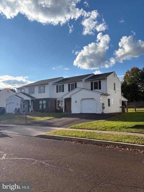 Building Photo - 106 Sunset Way