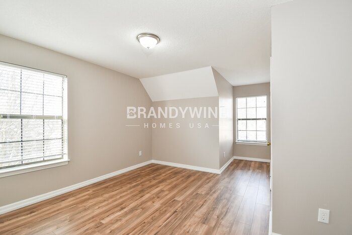 Building Photo - 7215 Grapevine Cove