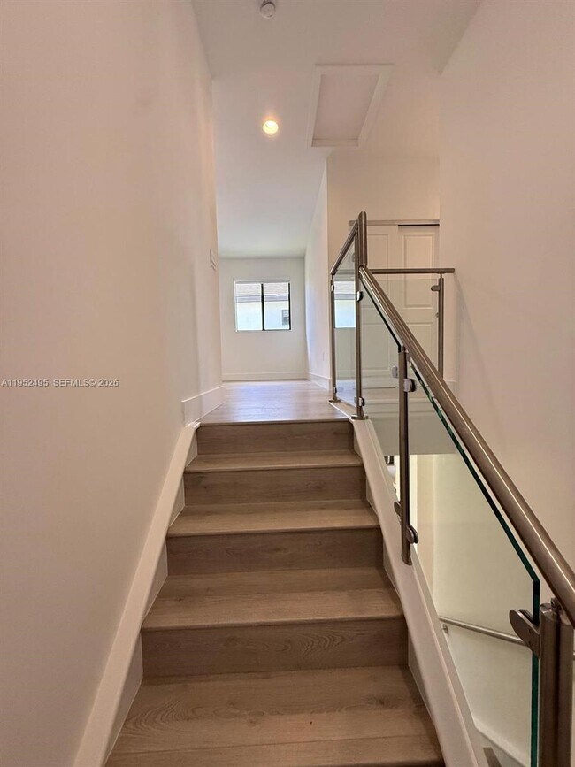 Building Photo - 5816 Agostino Way