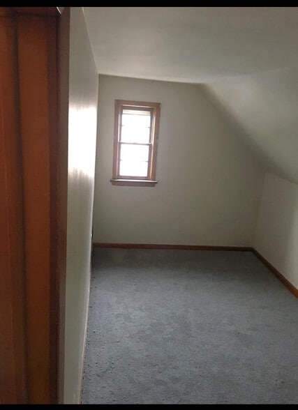 Building Photo - 140 Remsen Ave