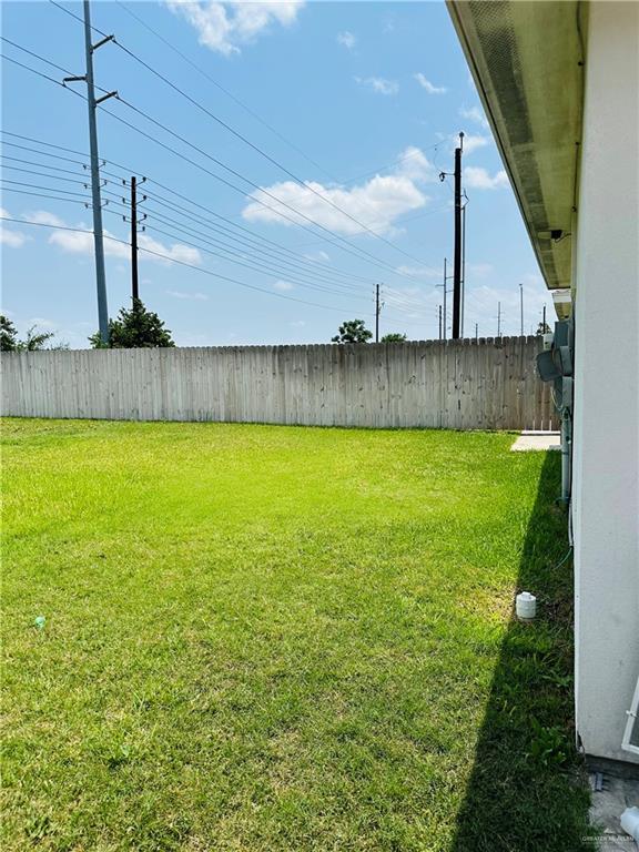 Building Photo - 2203 S Pamplona St