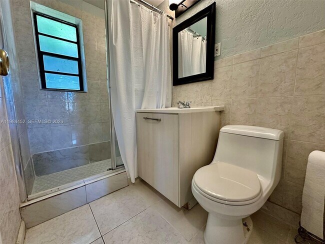 Building Photo - 15920 Bunche Park School Dr