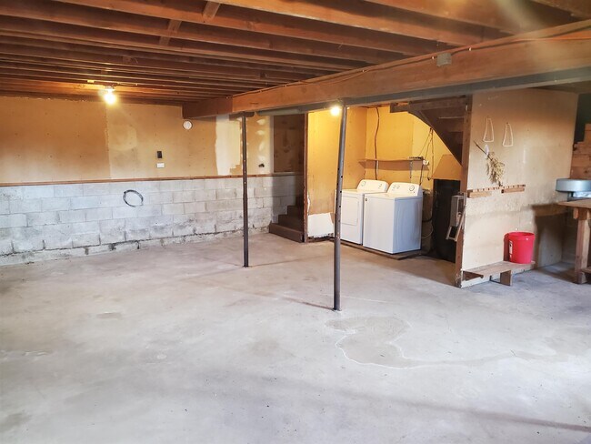 Building Photo - W10418 WI-76