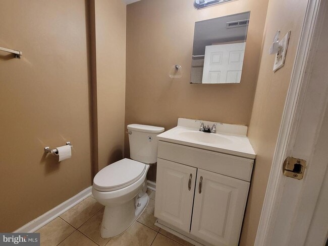Building Photo - 20114 Larkspur Ct