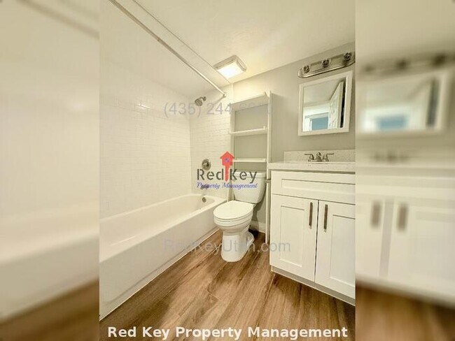 Building Photo - 3150 W Duplex