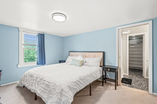 Building Photo - 2637 17th St