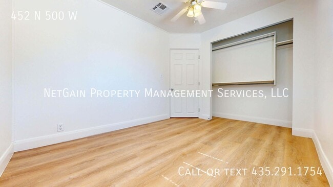 Building Photo - 452 500 W St