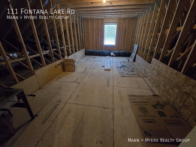 Building Photo - 111 Fontana Lake Rd